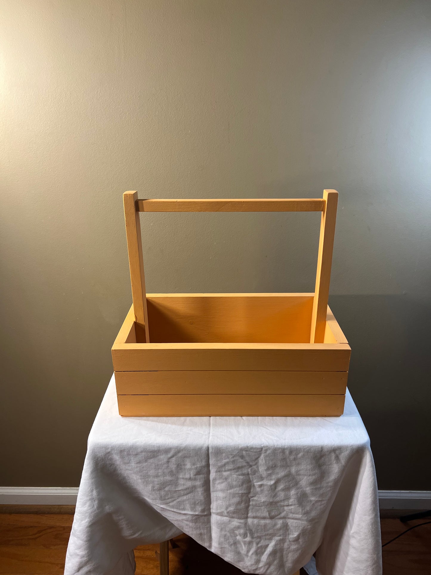 Wooden box/crate