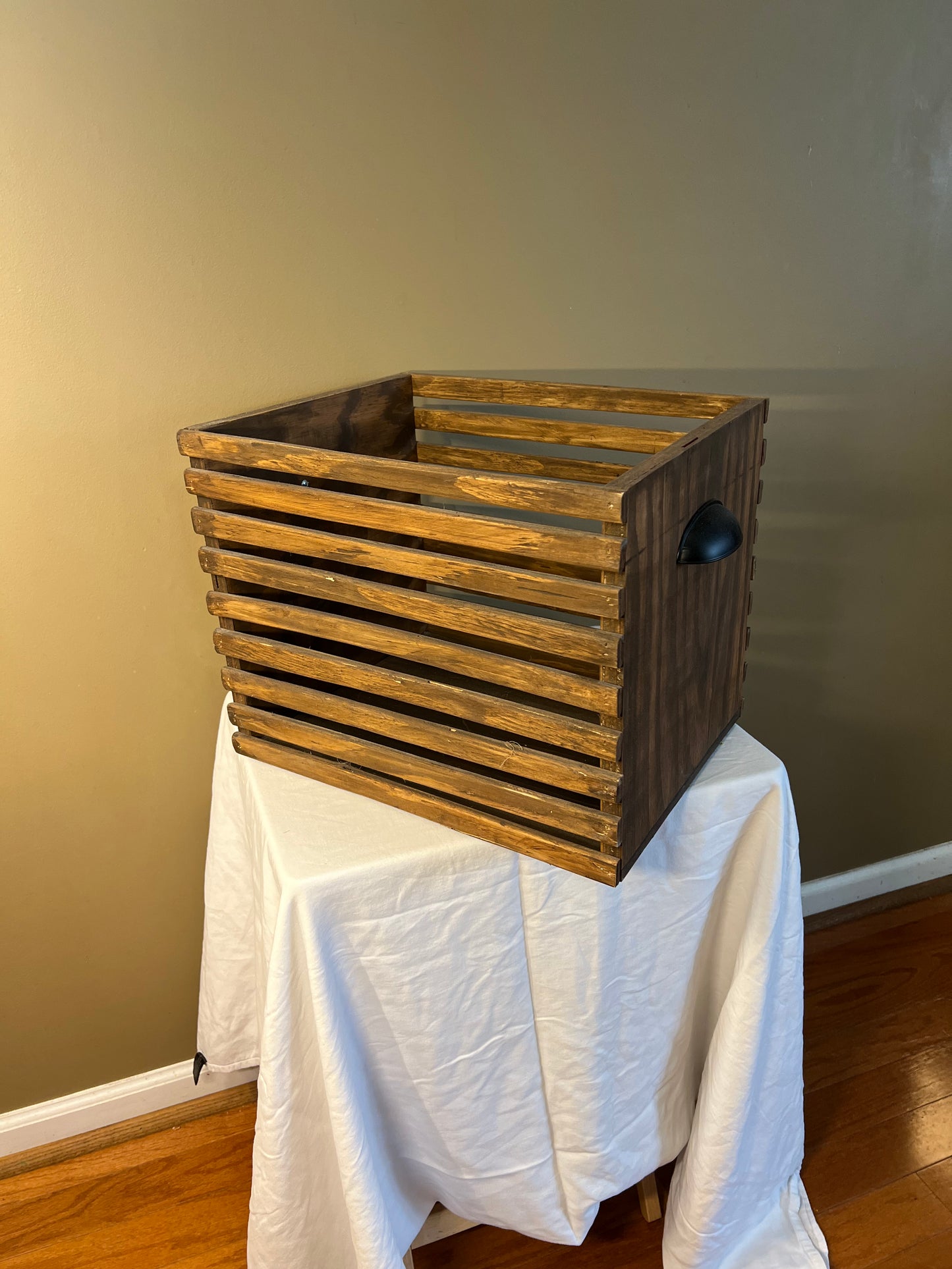 Wooden crate