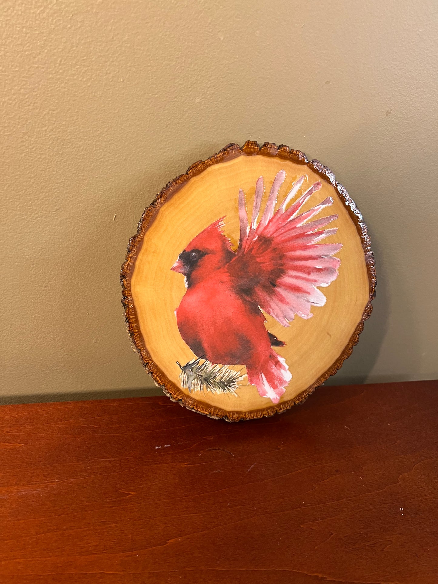 Log slice cardinal wall decor