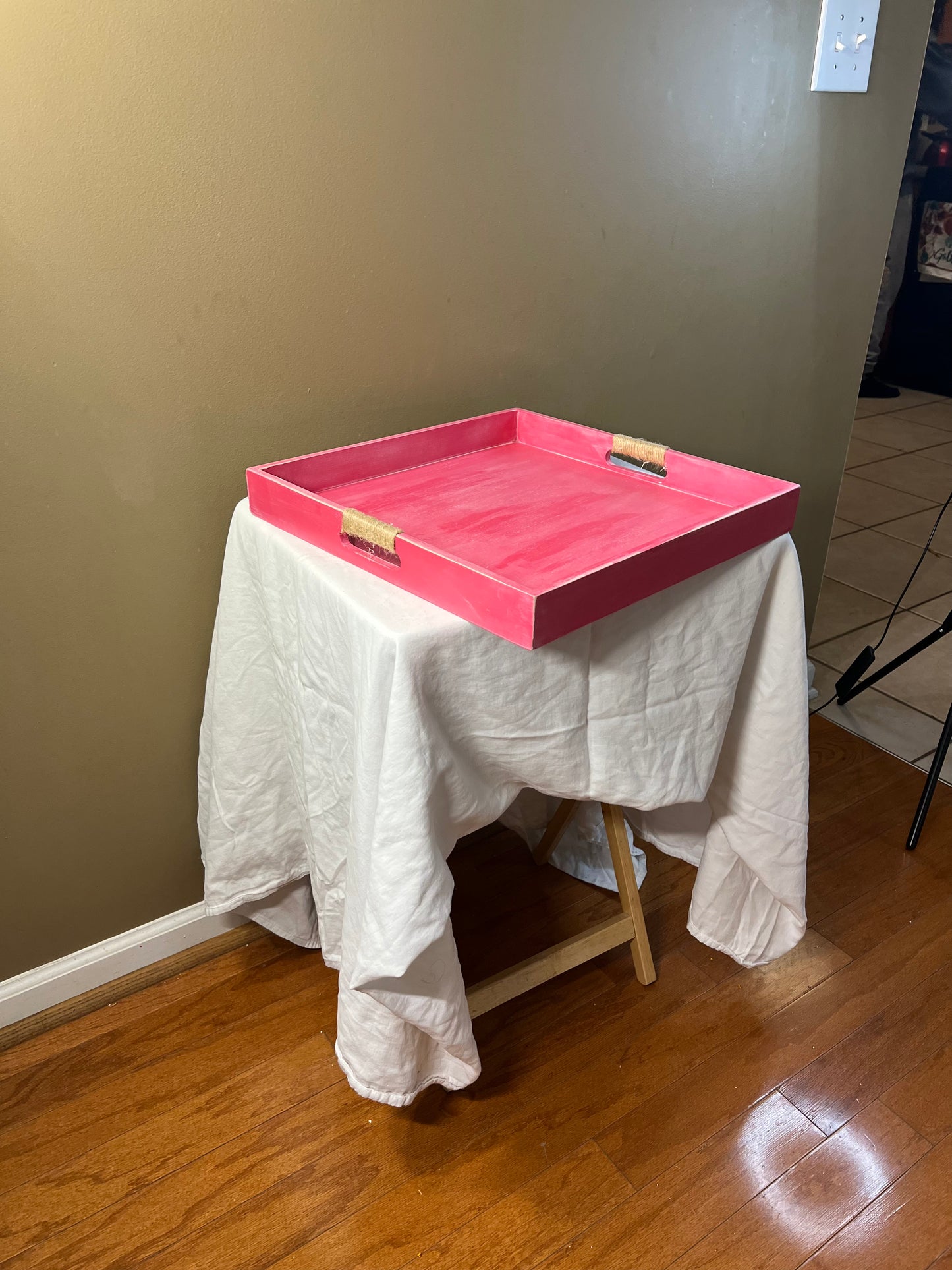 Pink wooden tray